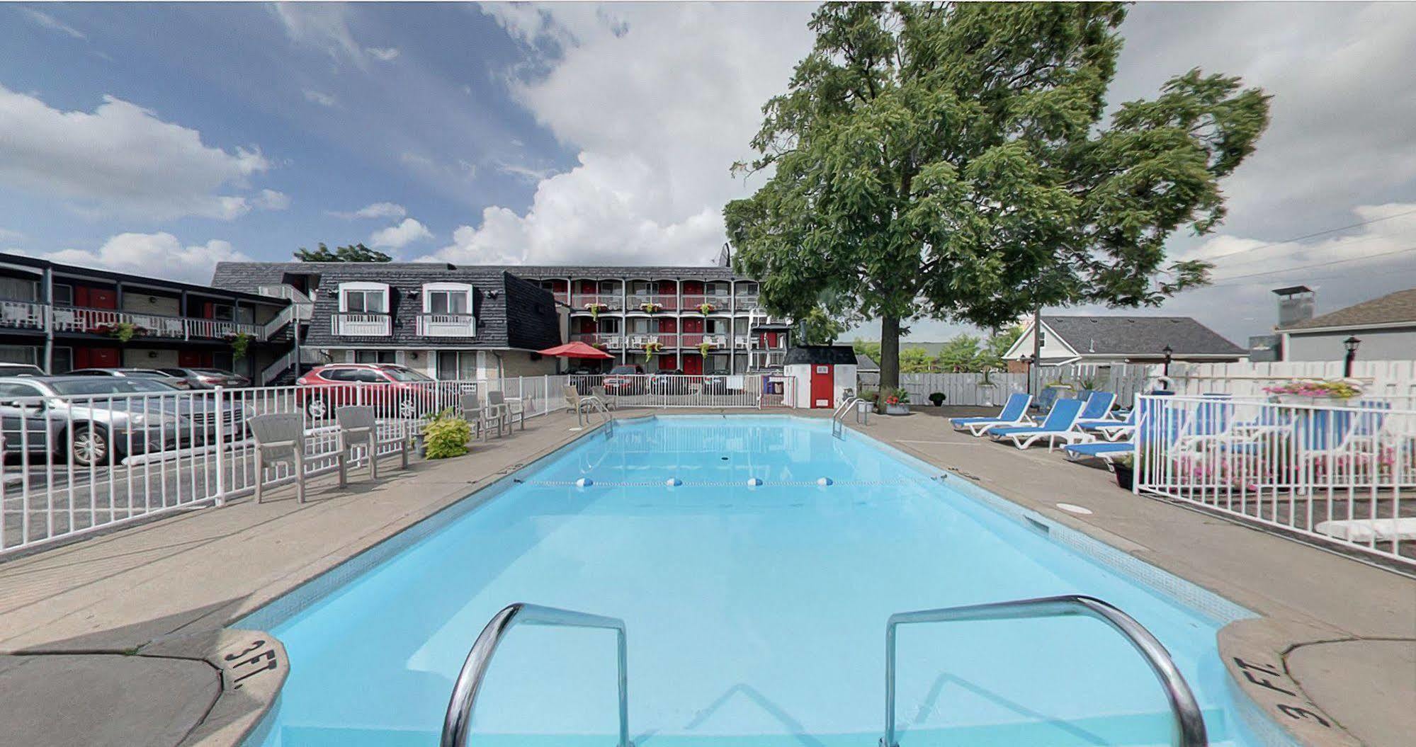 Motel Kings Near The Falls